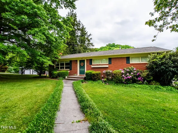125 Cresswood Dr, Rogersville, TN 37857