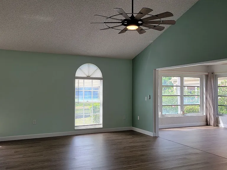 3520 57th Avenue Cir W #10 — Photo 14