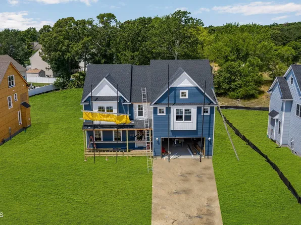4 Potters Court, Bayville, NJ 08721