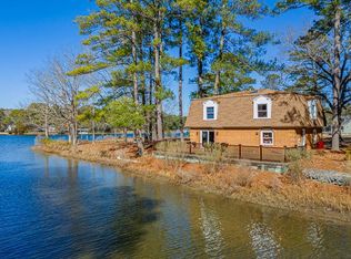 1530 New Point Comfort Hwy, Mathews, VA 23109