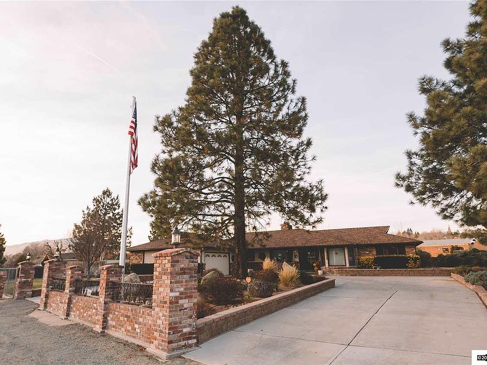 1st image of 2100 Ponderosa Dr