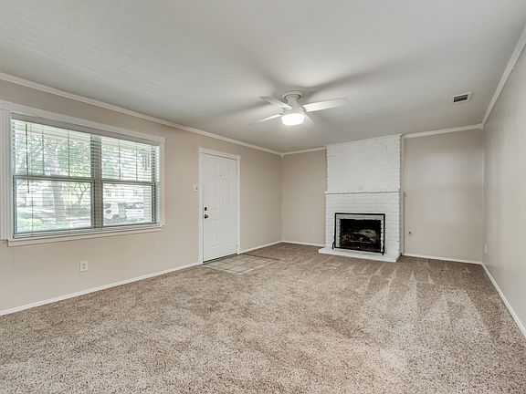5th image of 705 Parkmont St