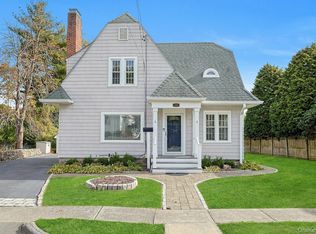 13 Sunnyside Pl, Harrison, NY 10528