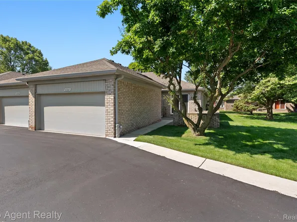 48607 Sutton Bay Ct, Shelby Township, MI 48315