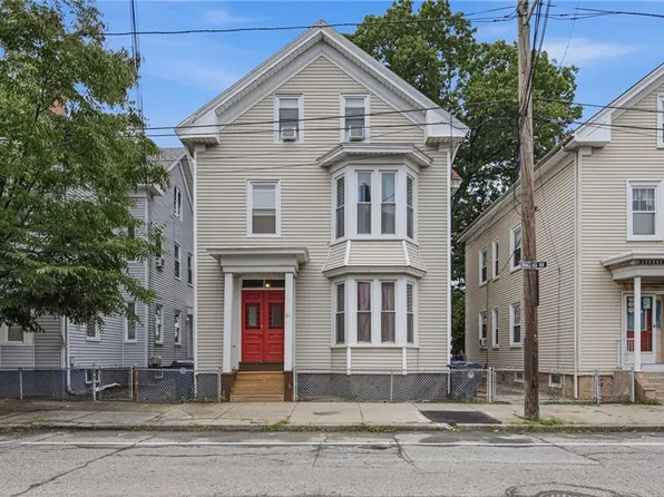 61 Douglas Ave, Providence, RI 02908