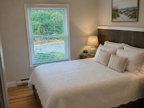 40 Stephen Eaton Ln #40, Wells, ME 04090