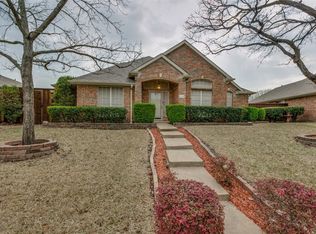 2608 Ridgeview Dr, Sachse, TX 75048