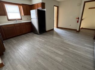 156 S 7th Ave, Manville, NJ 08835