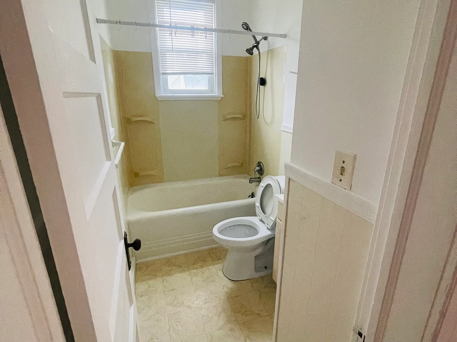 3712 Parkside Dr — Photo 3