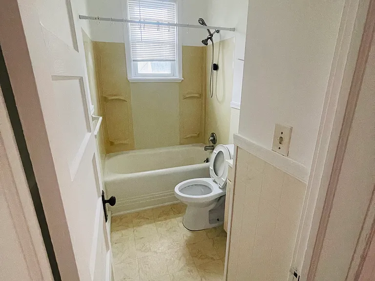 3712 Parkside Dr #2 — Photo 3