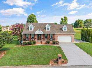 3621 Touchstone Dr, Maryville, TN 37801
