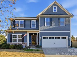 1103 Clover Ln, Matthews, NC 28104