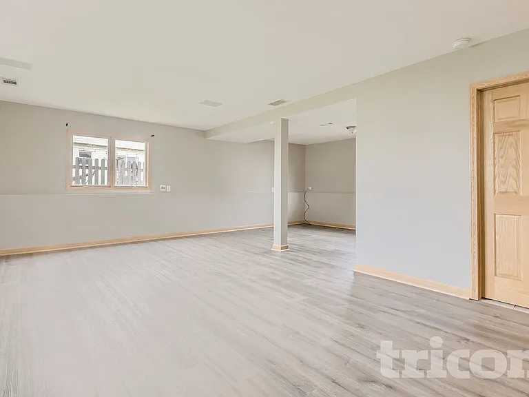 1812 Cumberland Dr — Photo 9