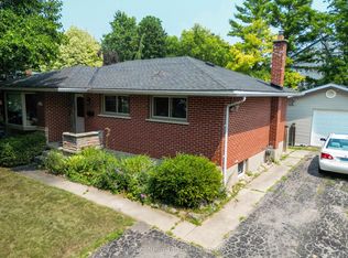 27 Julia Dr, Guelph, ON N1H 5V9