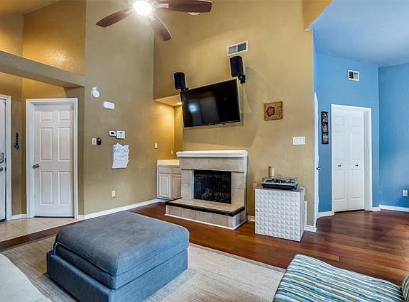 5th image of 3144 Royal Gable Dr