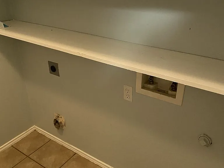 115 Brazos Ln — Photo 27