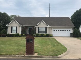 1002 Alexander Cir, Paragould, AR 72450