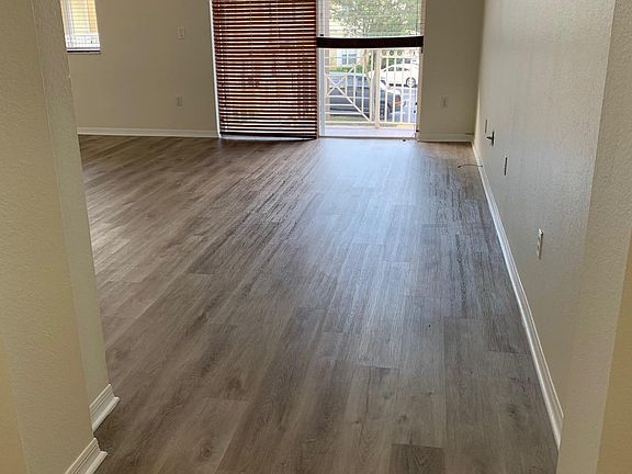 5th image of 8912 W Flagler St