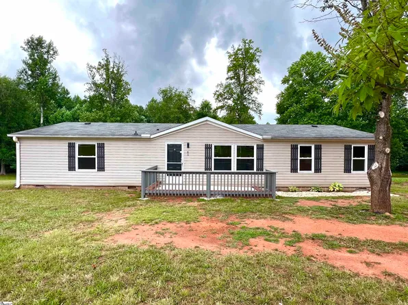 45 Holcombe Rd, Lyman, SC 29365