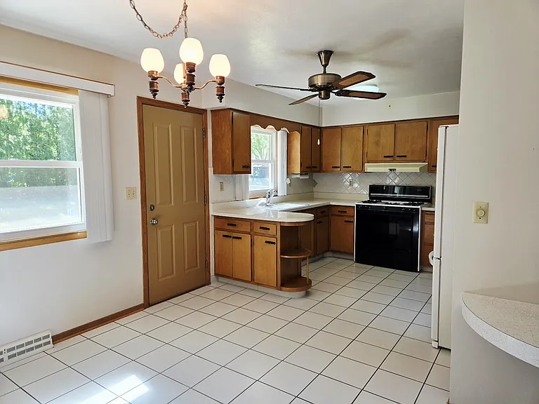 3507 Packard Pkwy — Photo 5