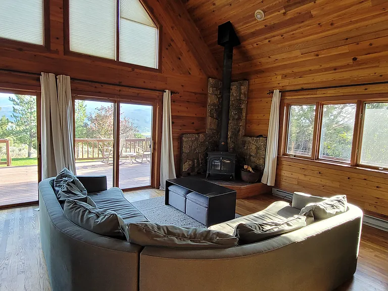 202 Blue Creek Trl — Photo 16