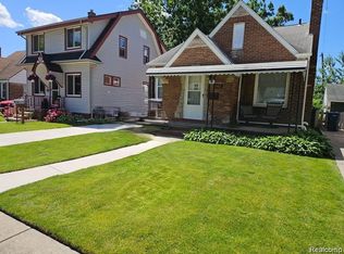 1163 Lincoln Ave, Lincoln Park, MI 48146
