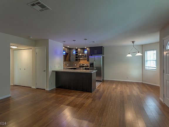 5th image of 905 Boulder Springs Dr Unit 202