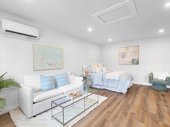 4th image of 1830 Vera Ave #2