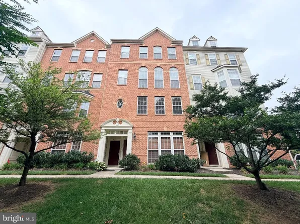 8507 Hallie Rose Pl, Alexandria, VA 22309