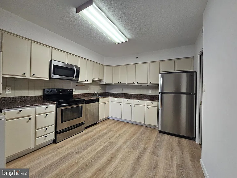 3709 S George Mason Dr #710 — Photo 24