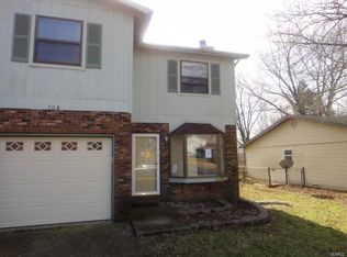 708 Fort Henry Rd, Belleville, IL 62221