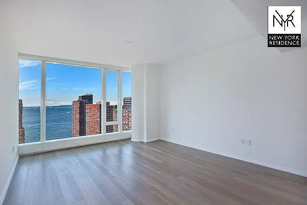 Rented by New York Residence | media 3