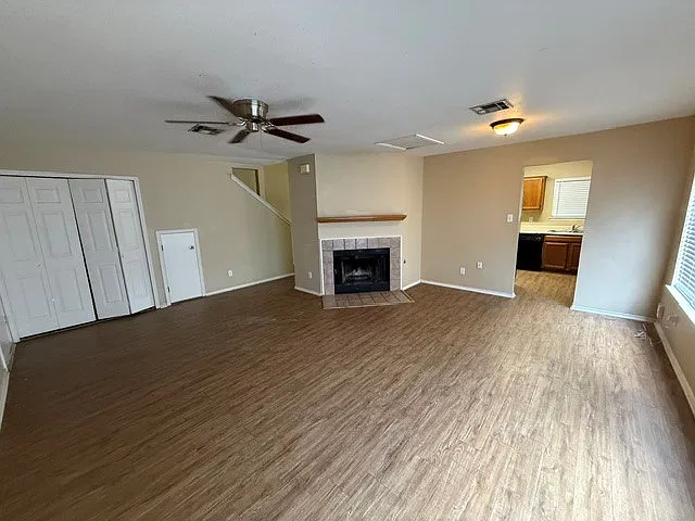 Beautiful 3 bedroom, 2 bath one story in Austin! — Photo 4