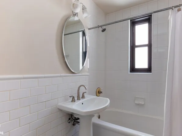 221 East 78th Street 6A image 7 of 7