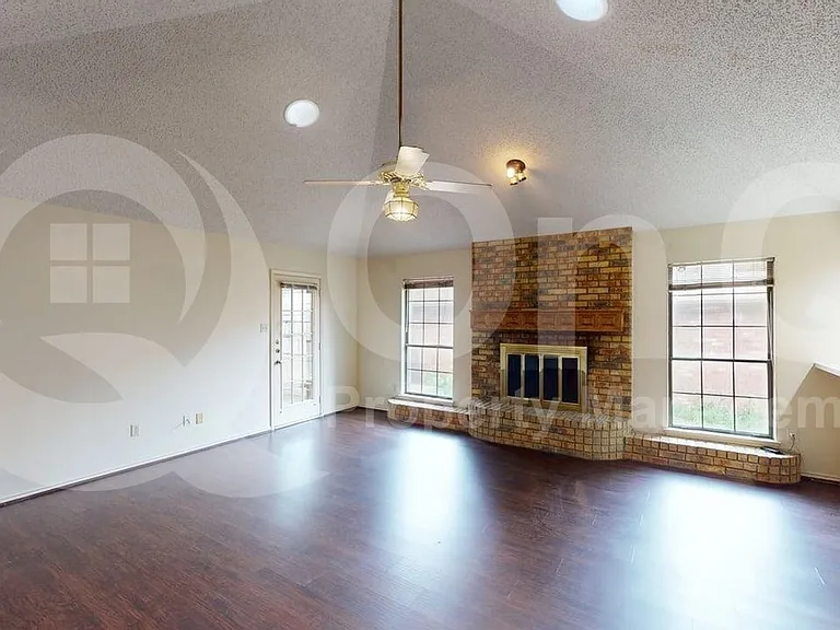 5511 Timber Green Dr — Photo 5