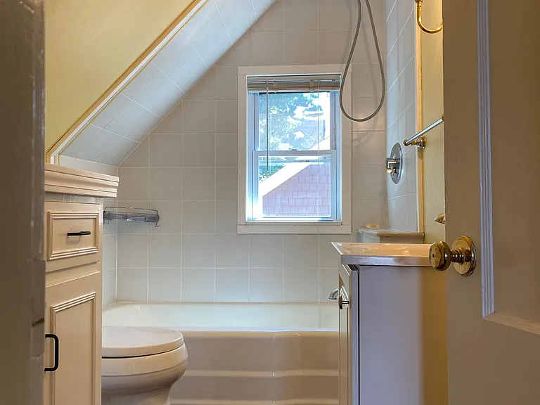 146 W Main St #3 — Photo 10