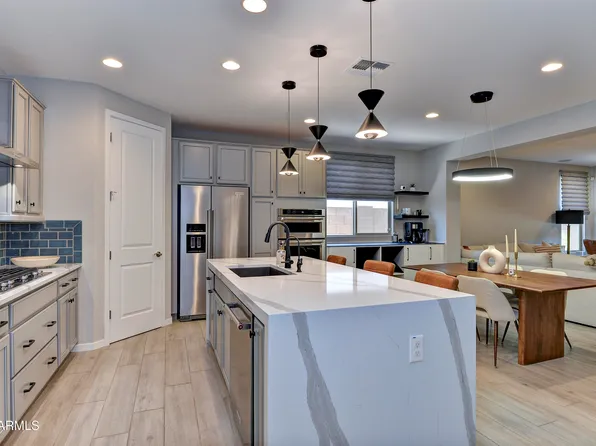 3411 E LOUISE Drive, Phoenix, AZ 85050
