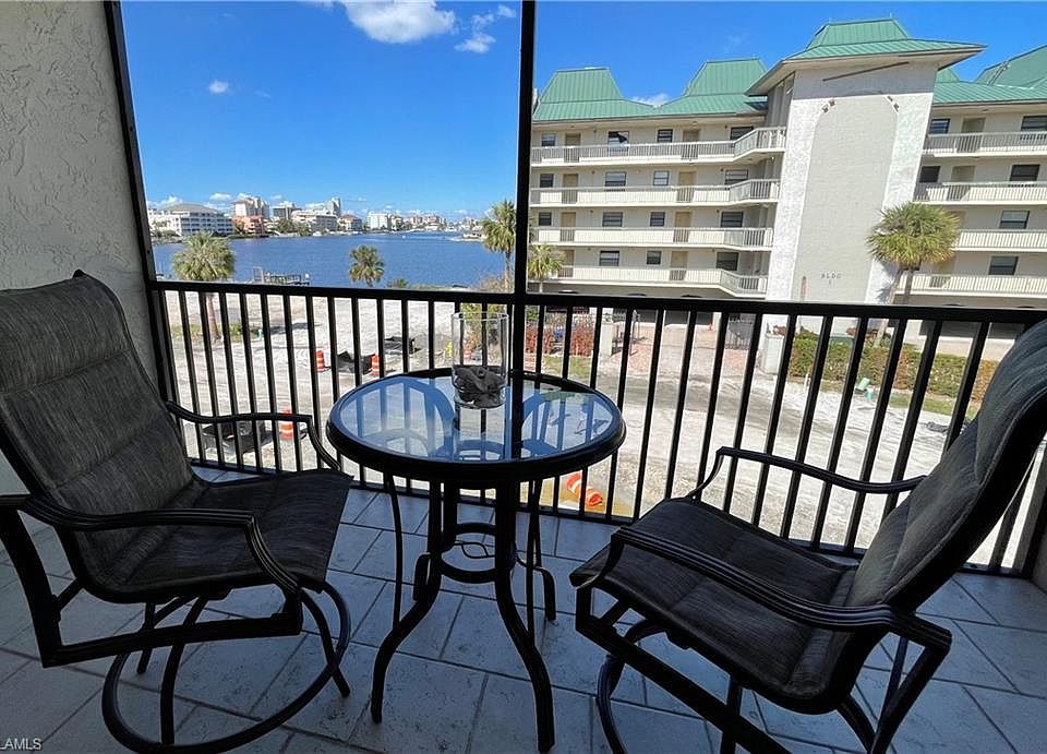 1st image of 260 Southbay Dr APT 215