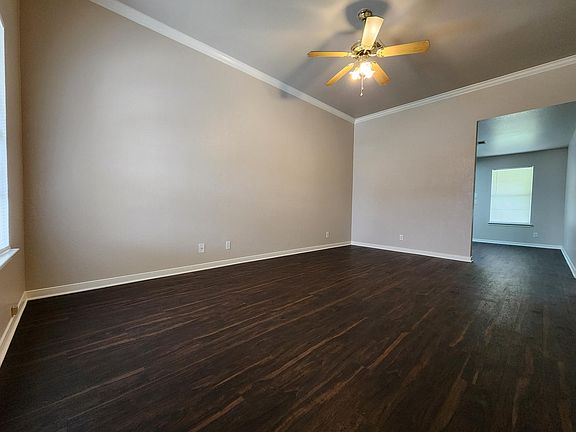 3rd image of 1807 Windward Dr #B