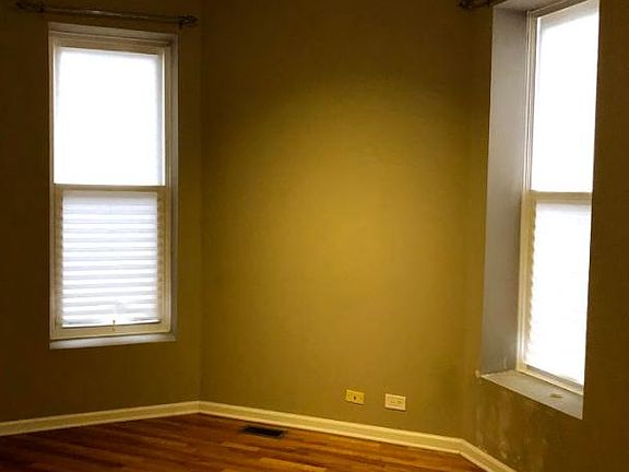 4th image of 4326 S Greenwood Ave