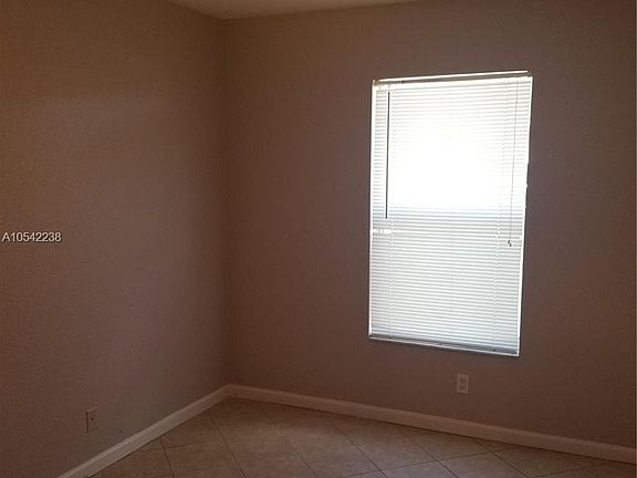 5th image of 1050 NW 4th St