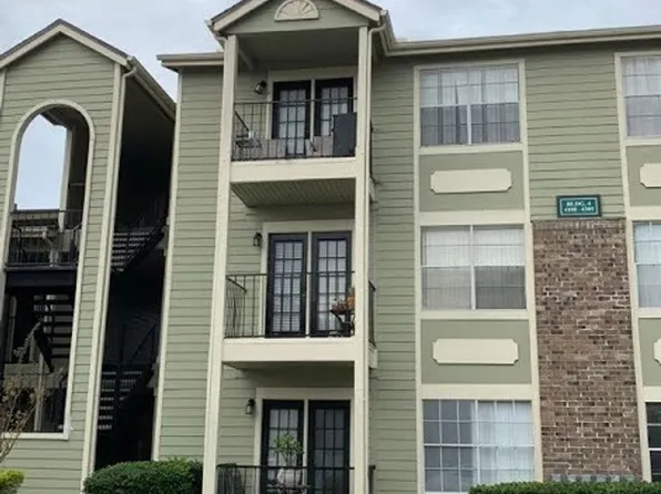 2550 N Alafaya Trl, Orlando, FL