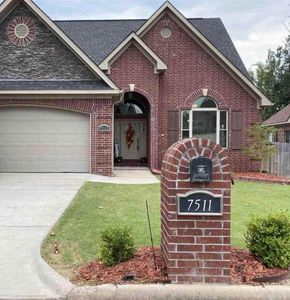 7511 Peach Blossom Ave, Benton, AR, 72019