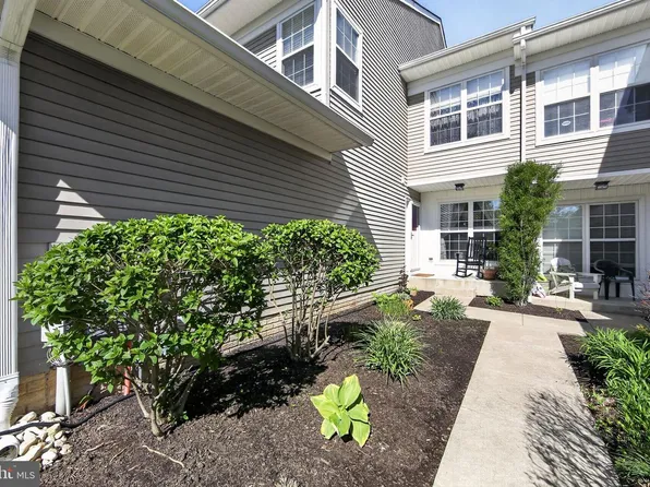 118 Jeffords Ct #1406, Phoenixville, PA 19460