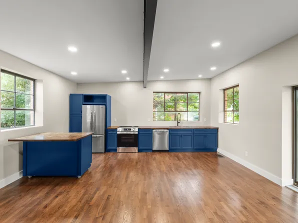 903 Orchard Ave, Winchester, VA 22601