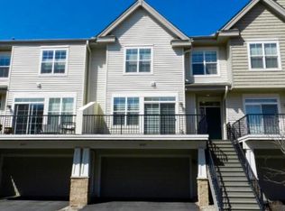 8025 Larch Ln N #170, Maple Grove, MN 55369