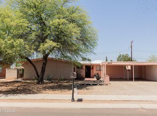 6825 E Oberlin Dr, Tucson, AZ 85710