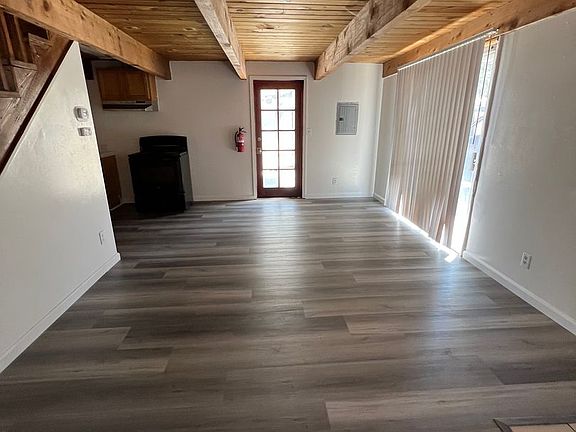 4th image of 316 Greenspot Blvd