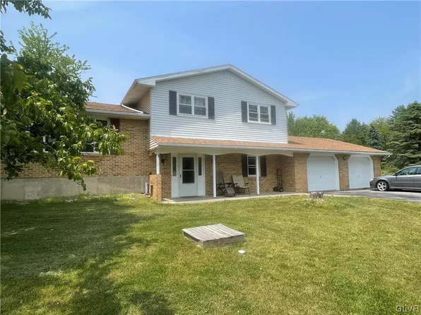 1133 Myrtle Rd, Walnutport, PA 18088