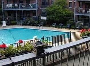 116 Sutherland Rd APT 10, Brighton, MA 02135